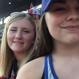 Meet your Posher, Zoe